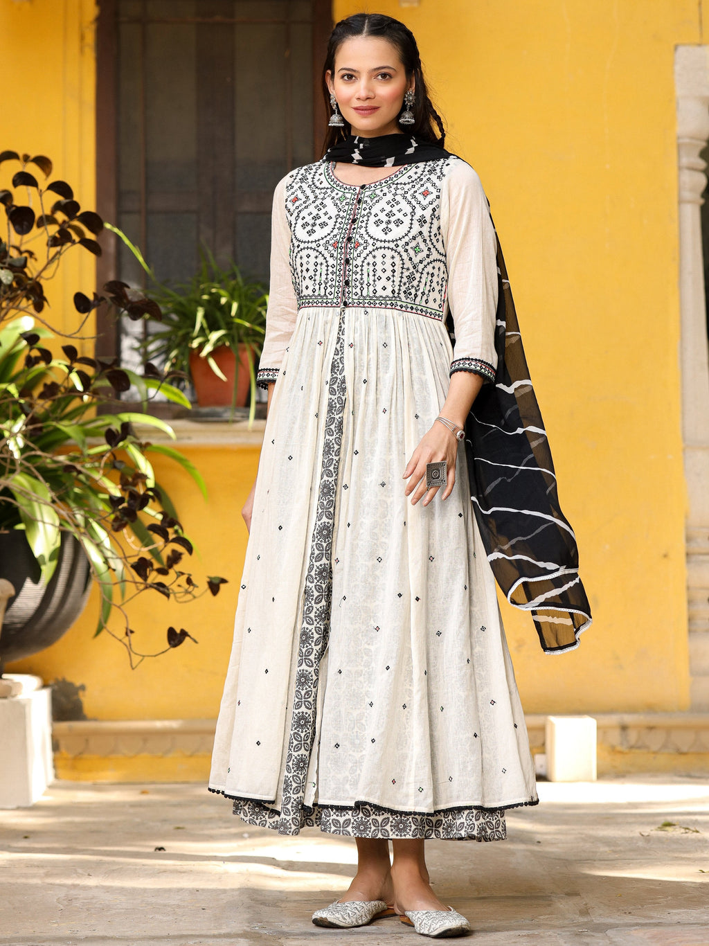 Juniper Off-White & Black Cotton Embroidered Anarkali Dress With Jacket & Tie-Dye Dupatta