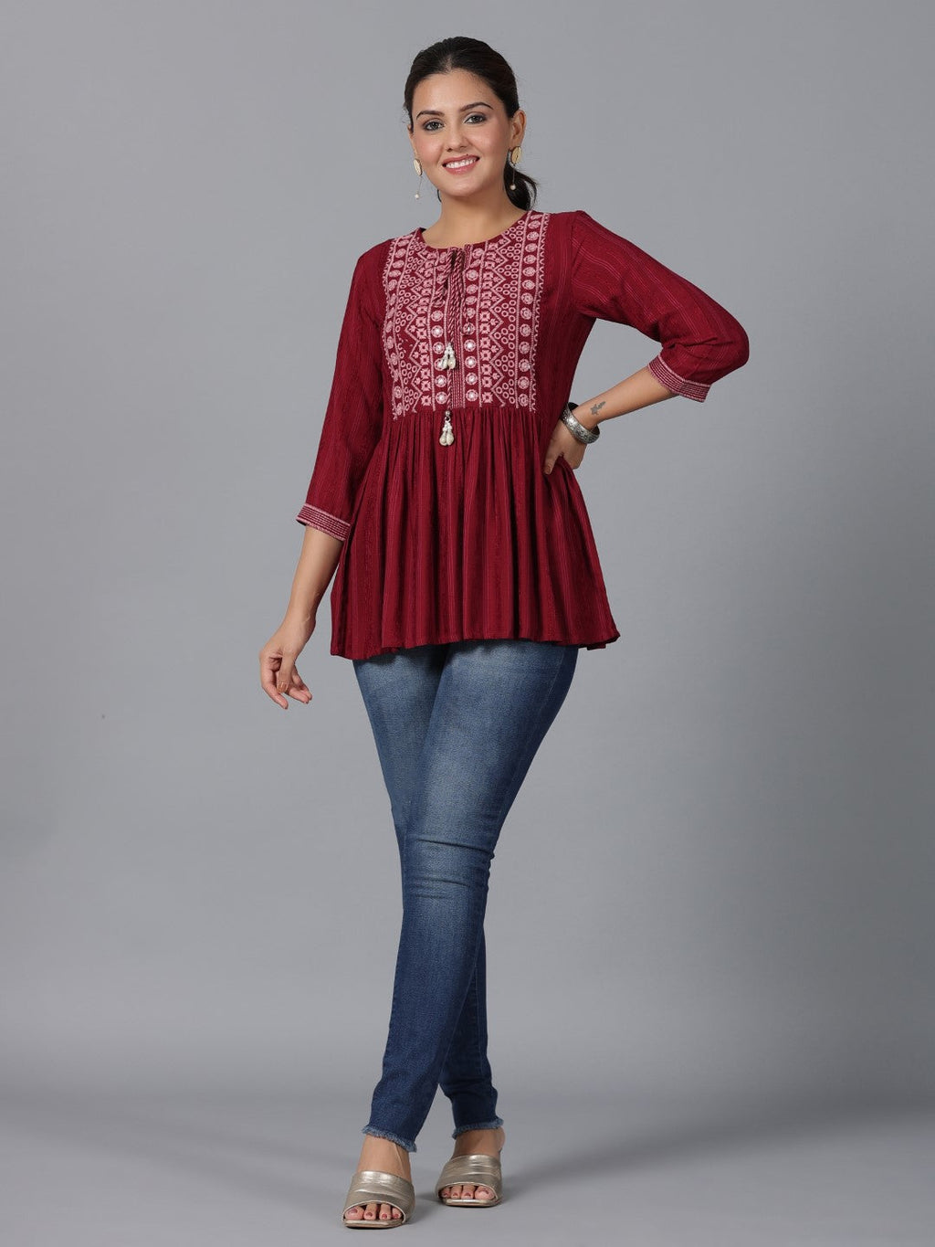 Juniper Women's Maroon Geometric Printed Rayon Tunic With Thread Work