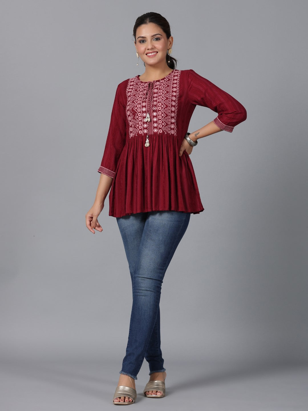 Juniper Women's Maroon Geometric Printed Rayon Tunic With Thread Work