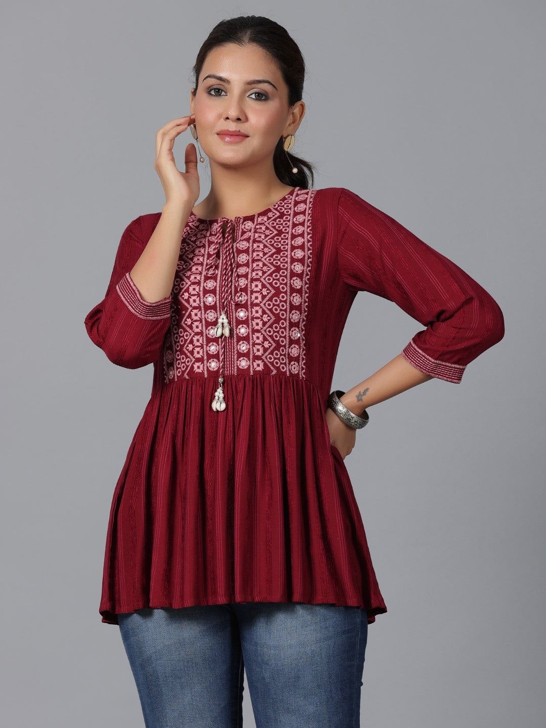 Juniper Women's Maroon Geometric Printed Rayon Tunic With Thread Work