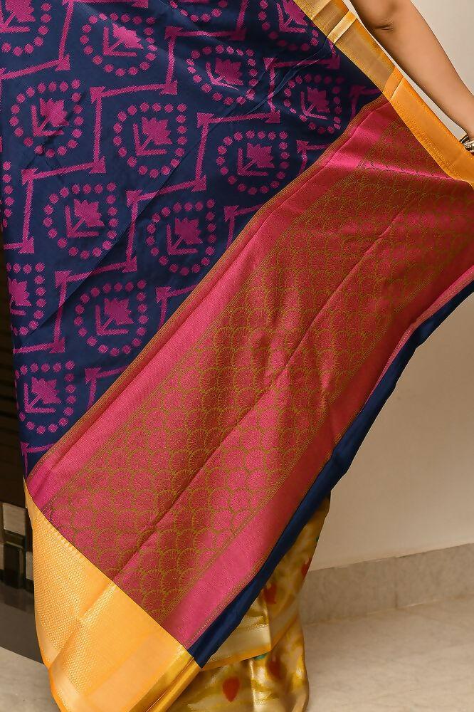 Joban Fashion Multicolor Saree Kataan Ikkat