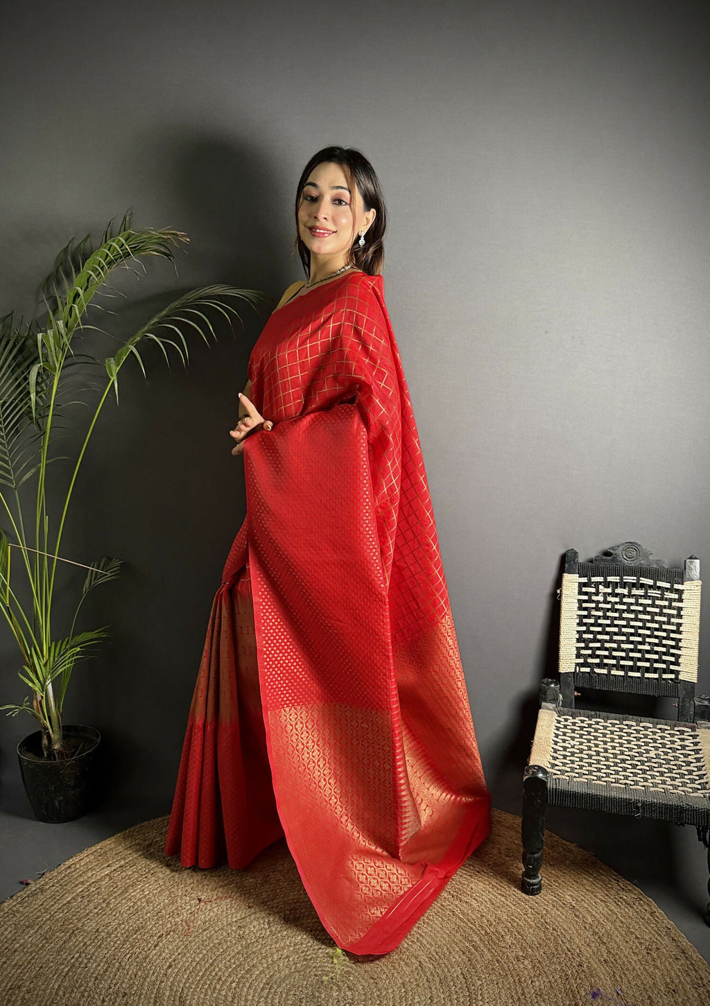 Joban Fashion Red Banarasi Soft Lichi Silk Checks & Woven Saree