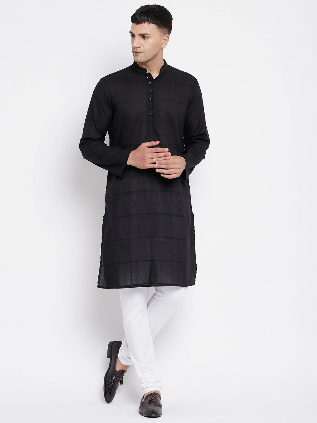 Even Apparels Pure Cotton Men's Kurta in Black Color With Band Collar