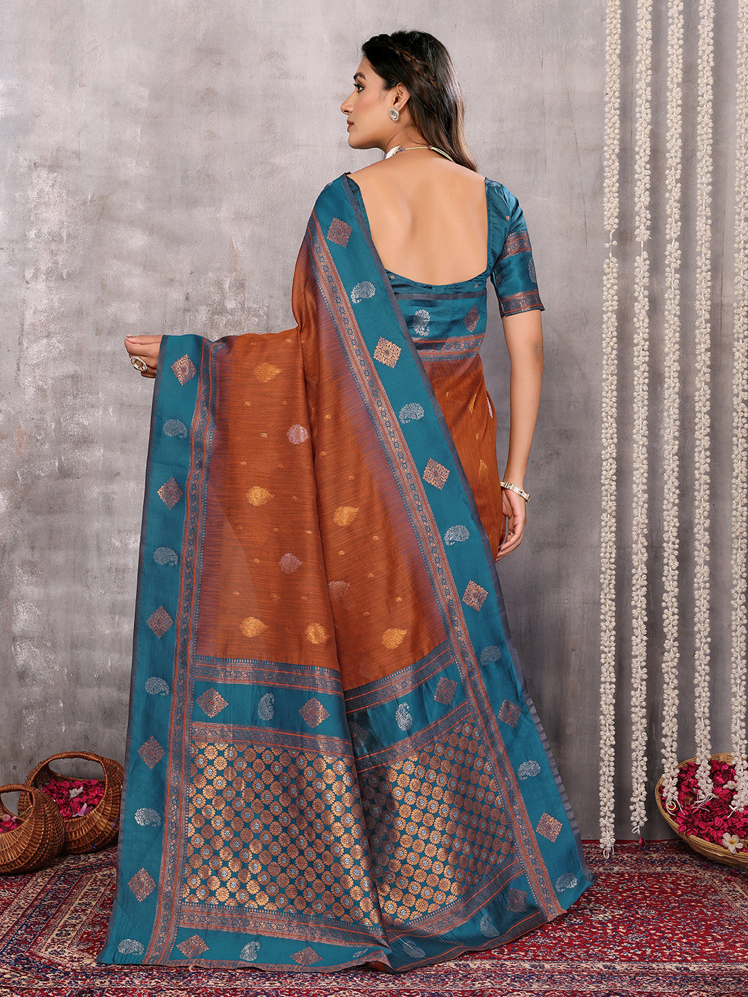 Janasya Rust Cotton Linen Paisley Kanjivaram Saree