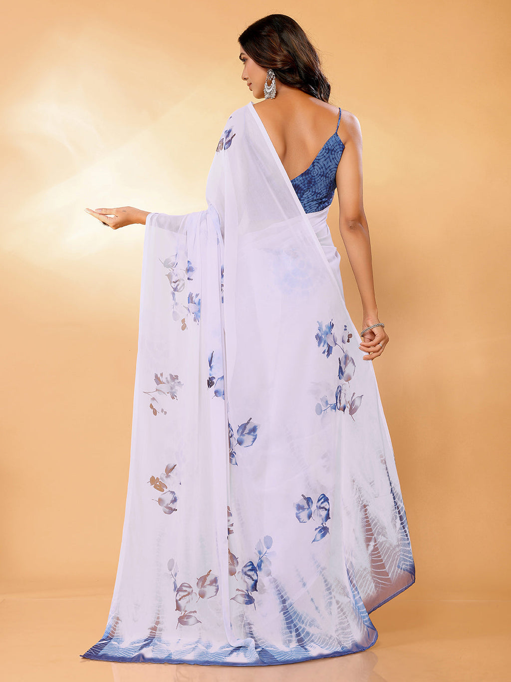 Janasya White Georgette Floral Printed Saree