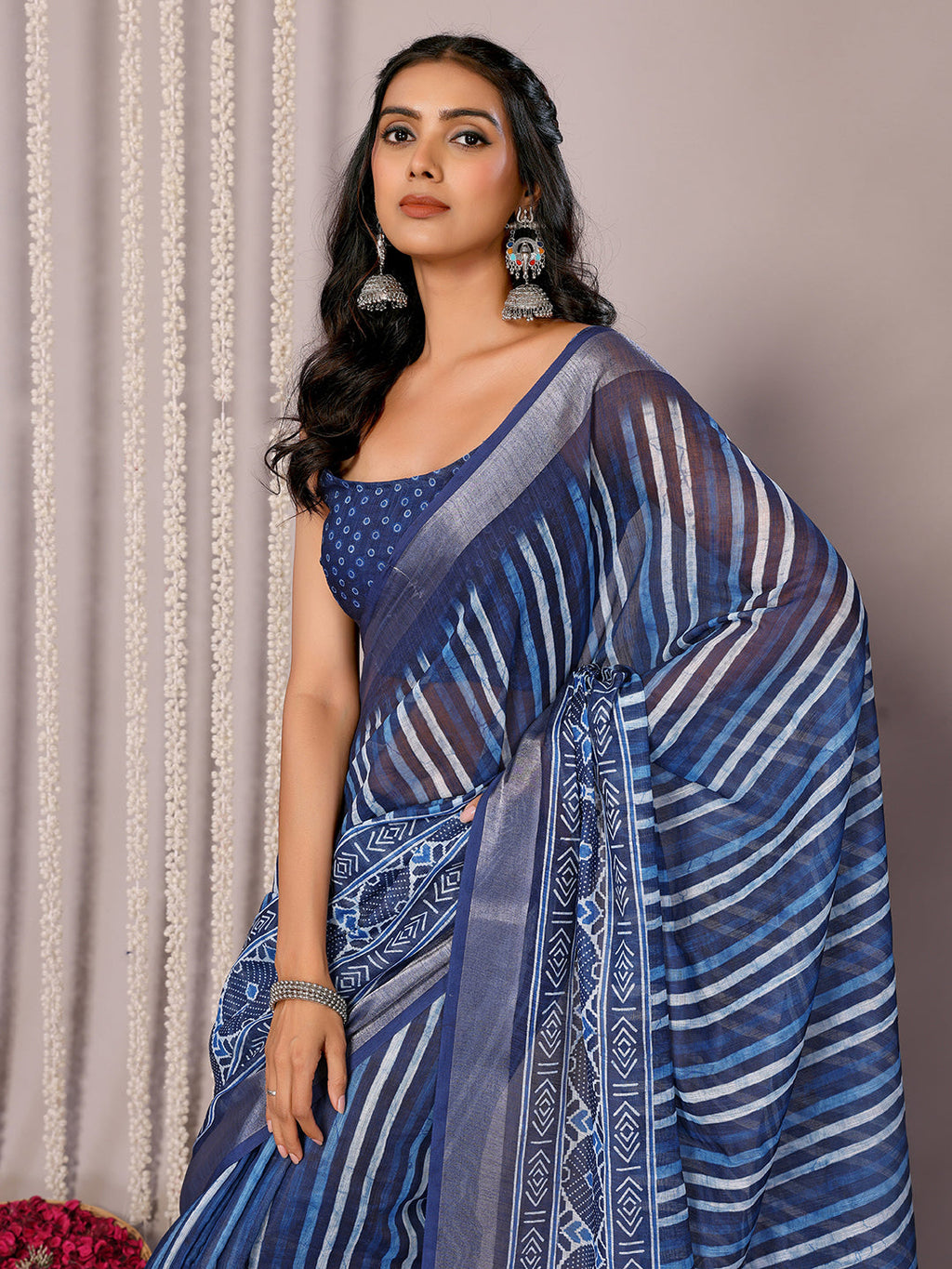 Janasya Blue Cotton Linen Geometric Printed Saree
