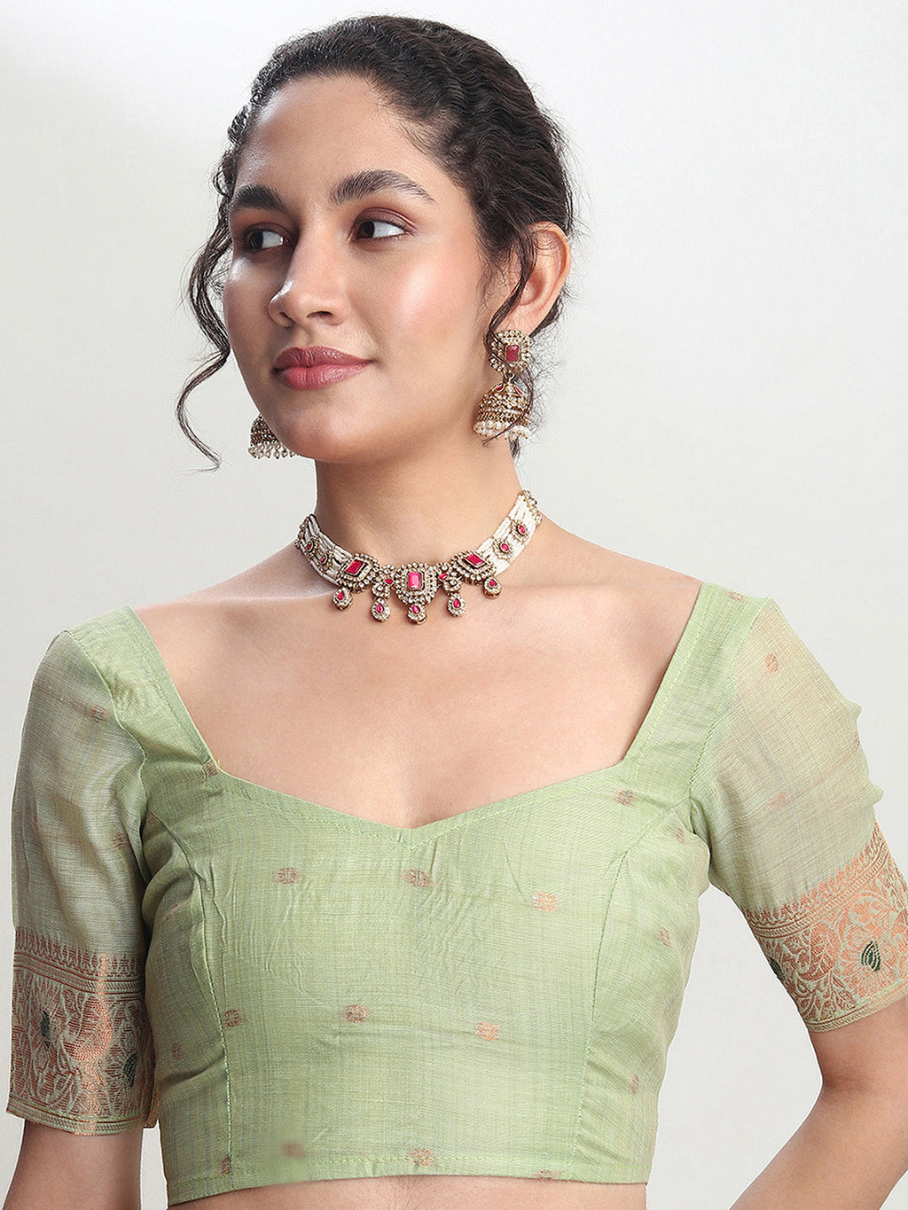 Janasya Light Green Linen Blend Kalamkari Jacquard Saree