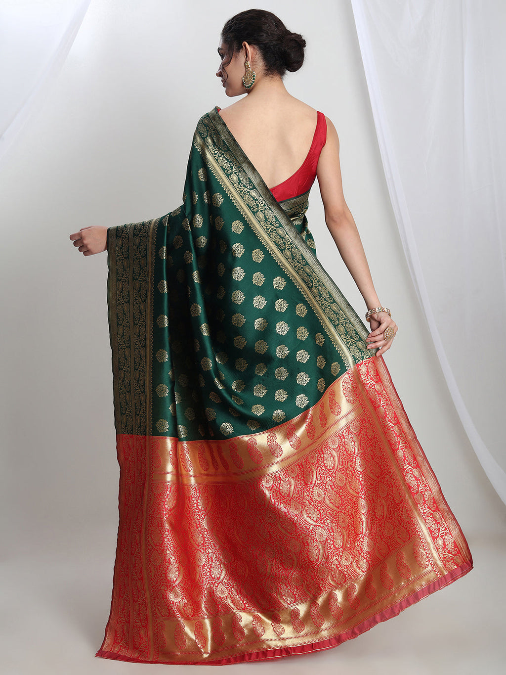 Janasya Green Silk Blend Floral Jacquard Saree