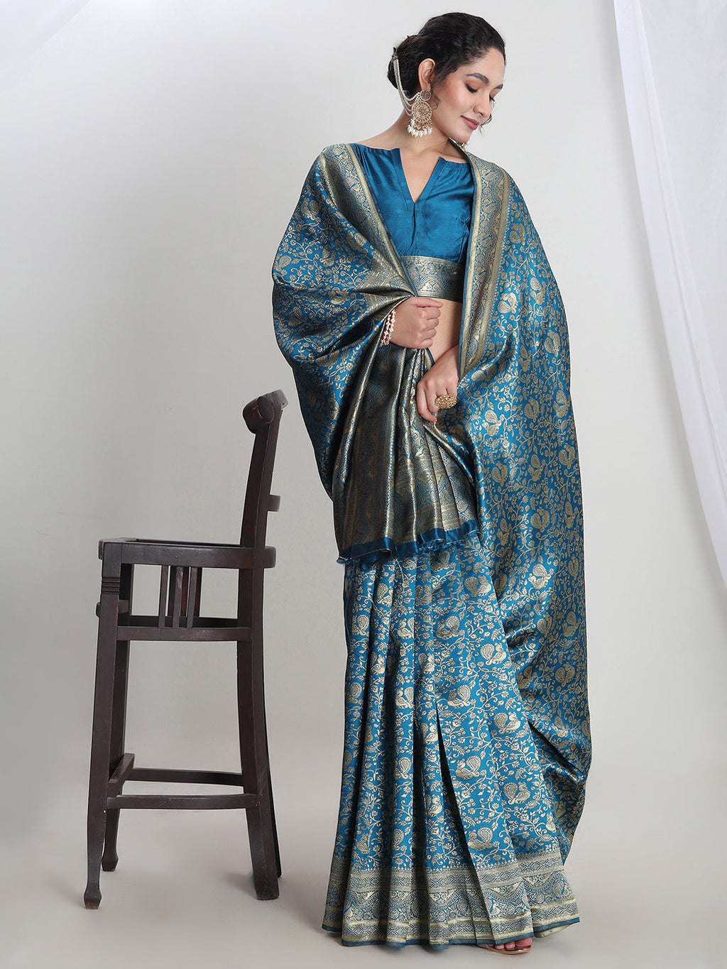 Janasya Teal Blue Silk Blend Floral Jacquard Saree