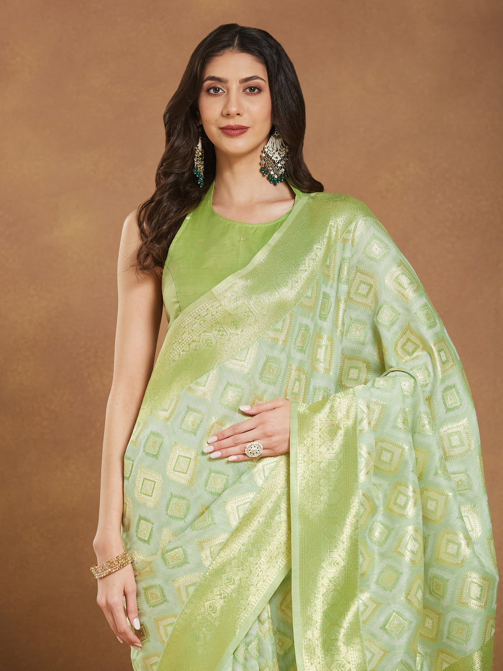 Janasya Light Green Silk Blend Geometric Jacquard Saree
