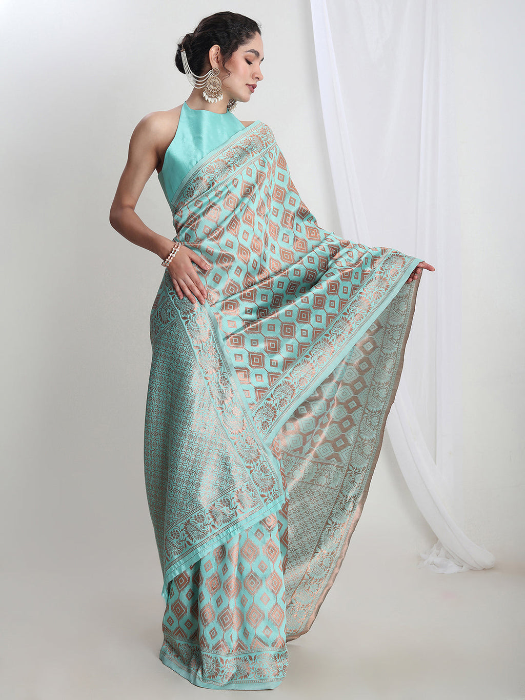 Janasya Light Blue Silk Blend Geometric Jacquard Saree