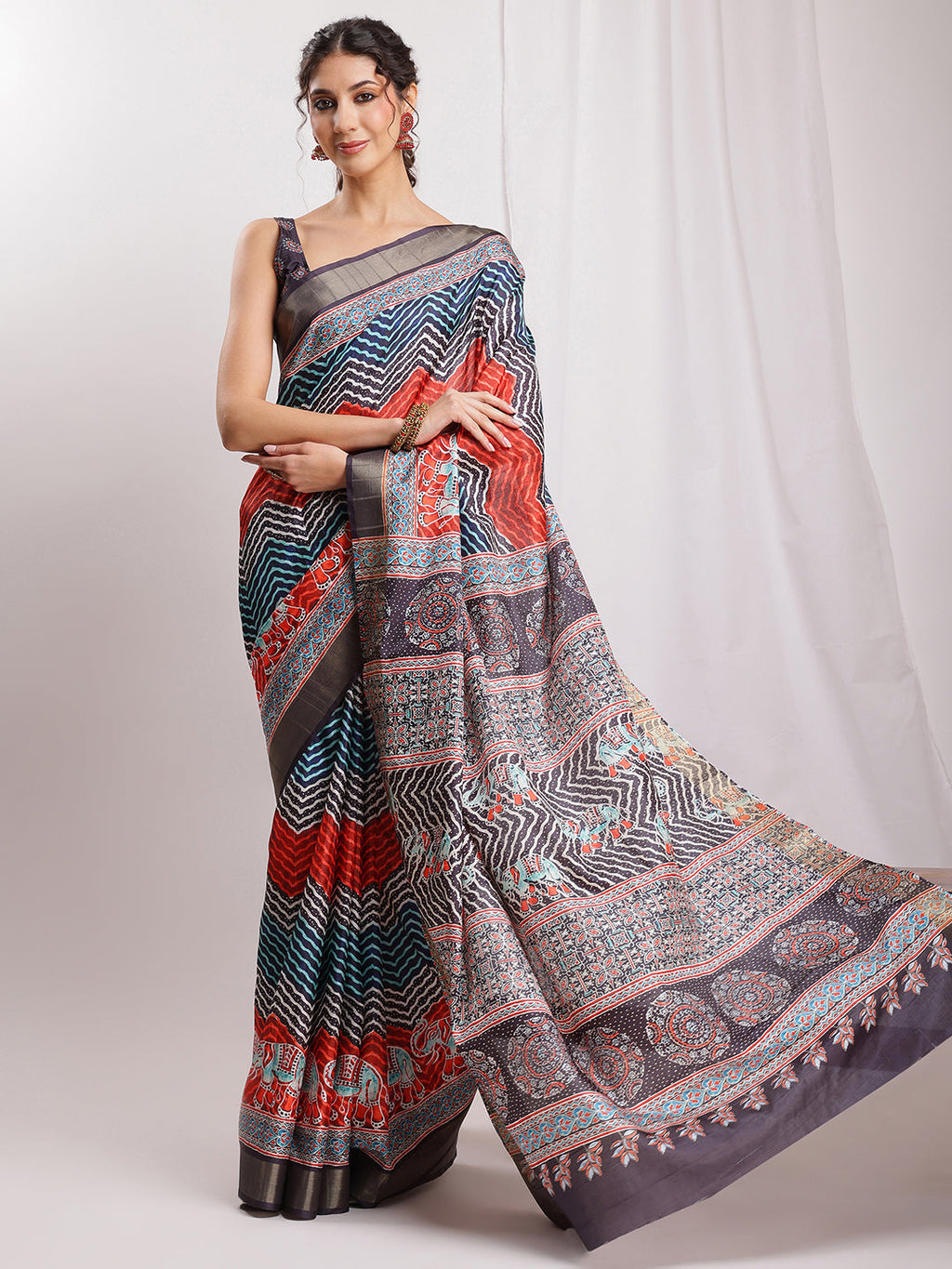 Janasya Multicolor Silk Blend Chevron Printed Saree