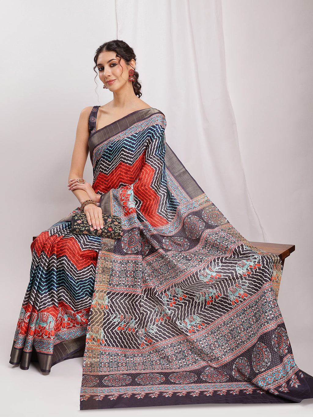 Janasya Multicolor Silk Blend Chevron Printed Saree