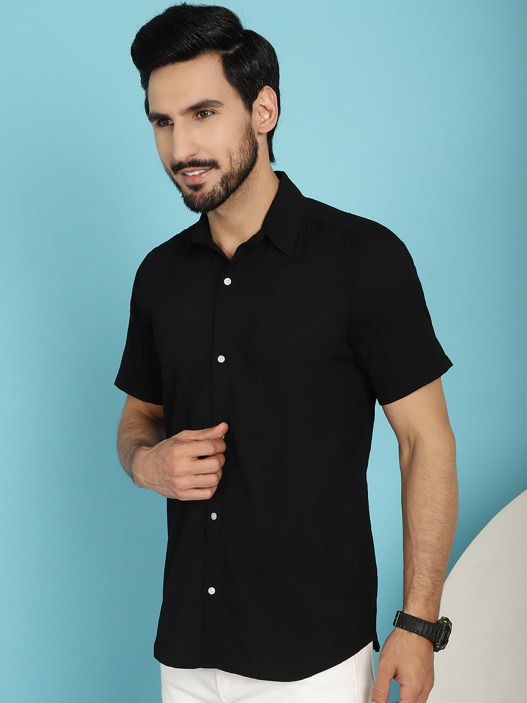 Indian Needle Men's Striped Casual Shirt - Black