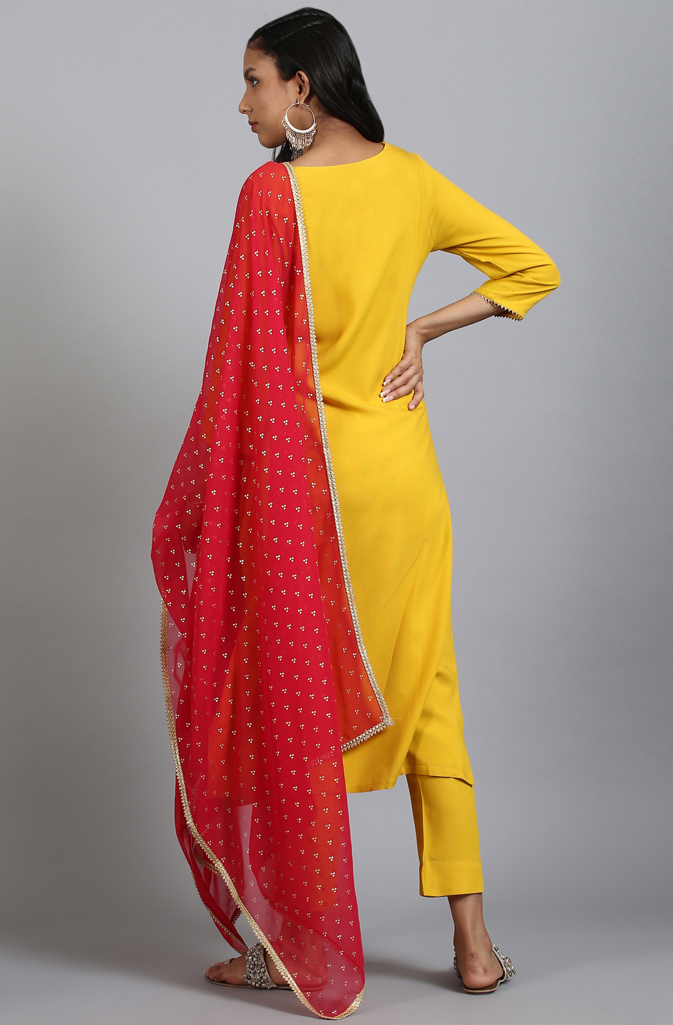 Janasya Women's Mustard Rayon Solid Kurta With Pant And Dupatta