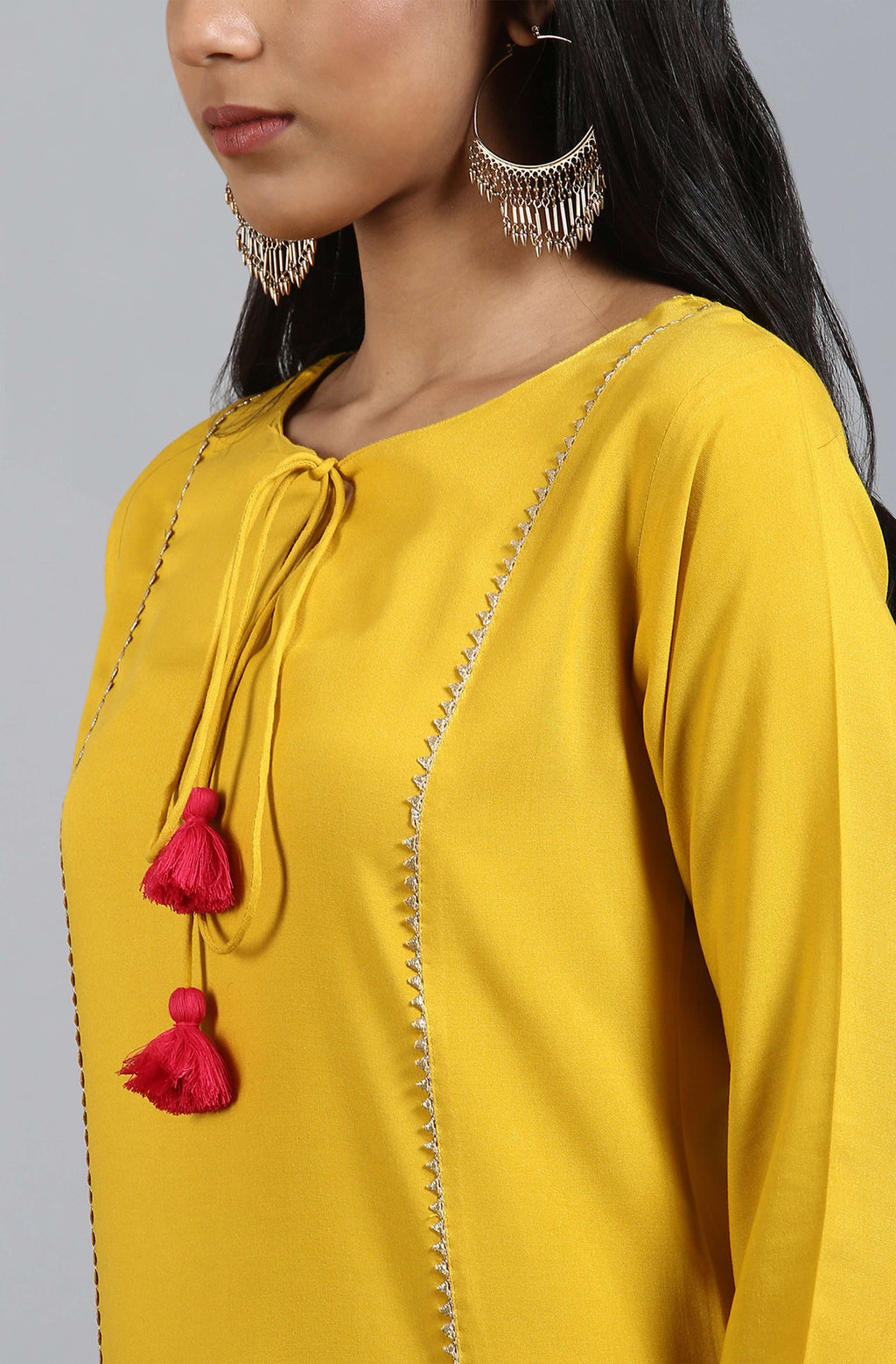 Janasya Women's Mustard Rayon Solid Kurta With Pant And Dupatta