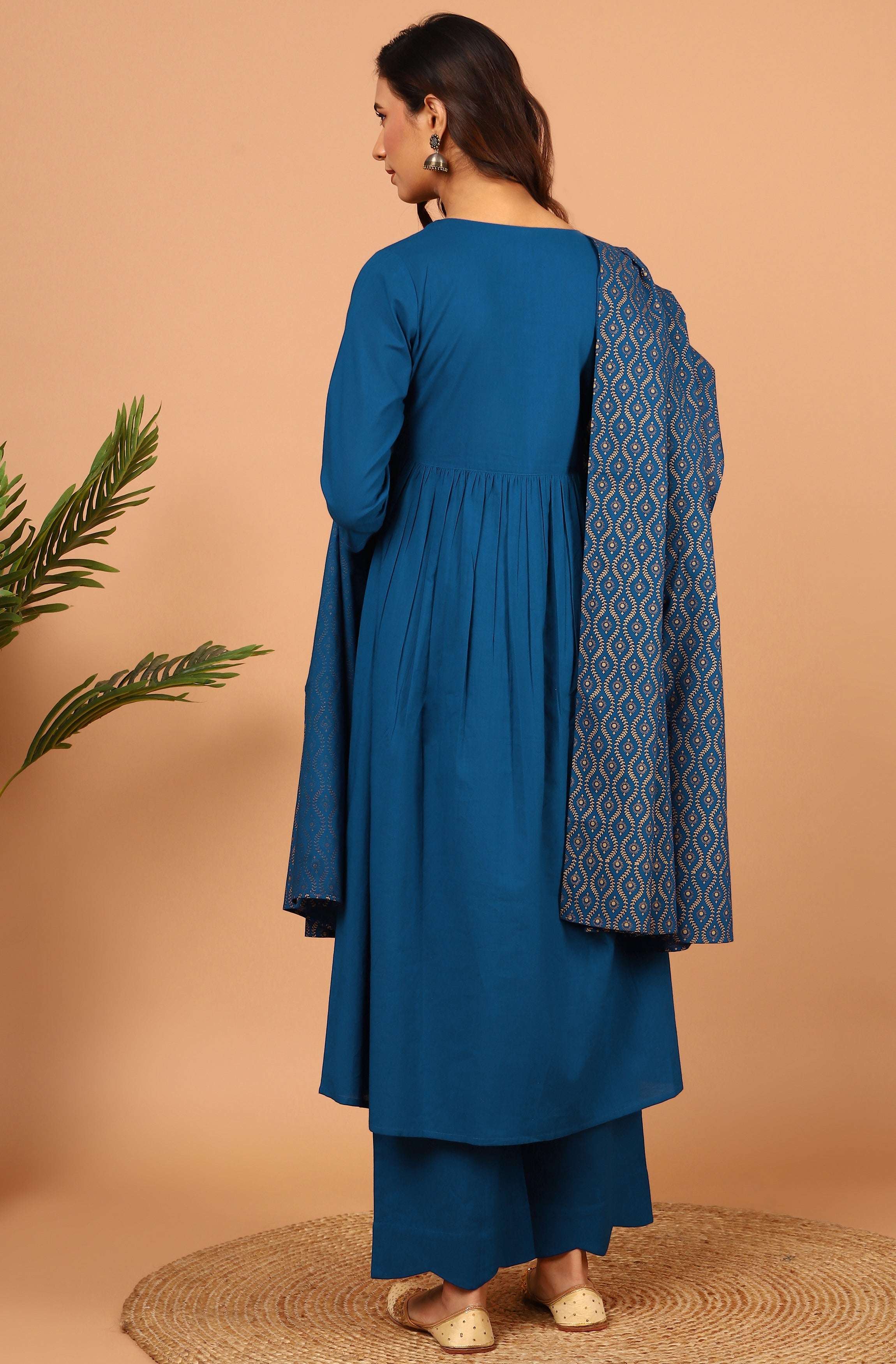 Janasya Women's Blue Cotton Solid Kurta With Palazzo And Dupatta