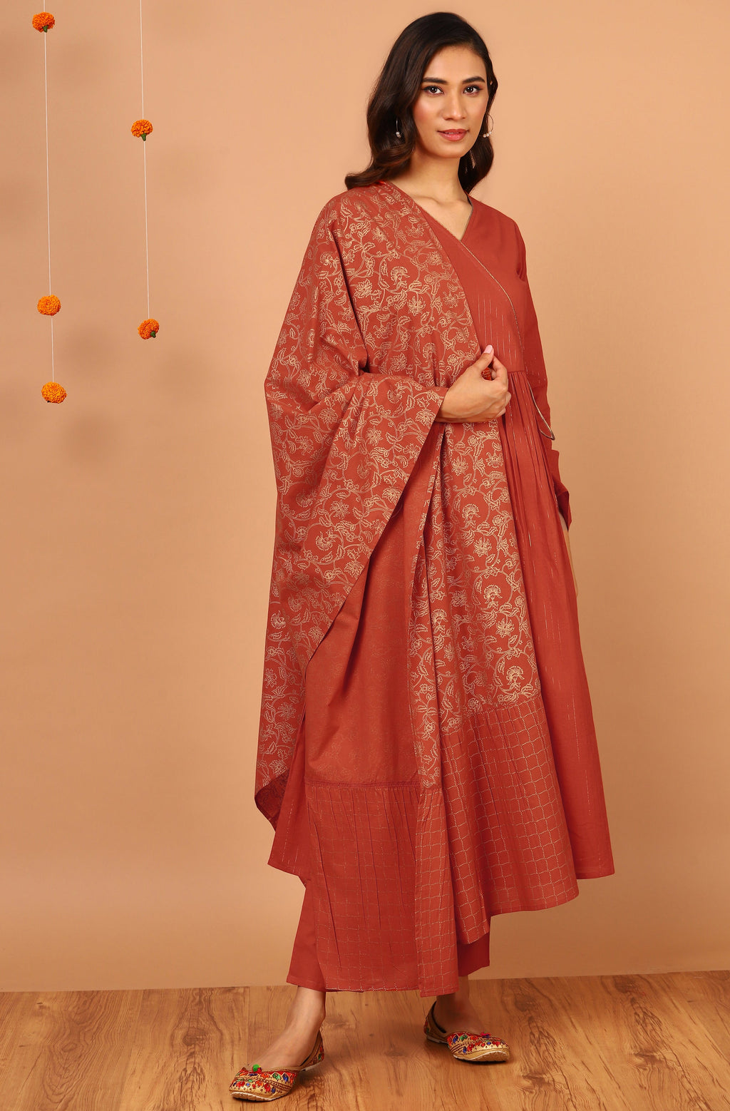 Janasya Women's Orange Cotton Striped Kurta With Pant And Dupatta