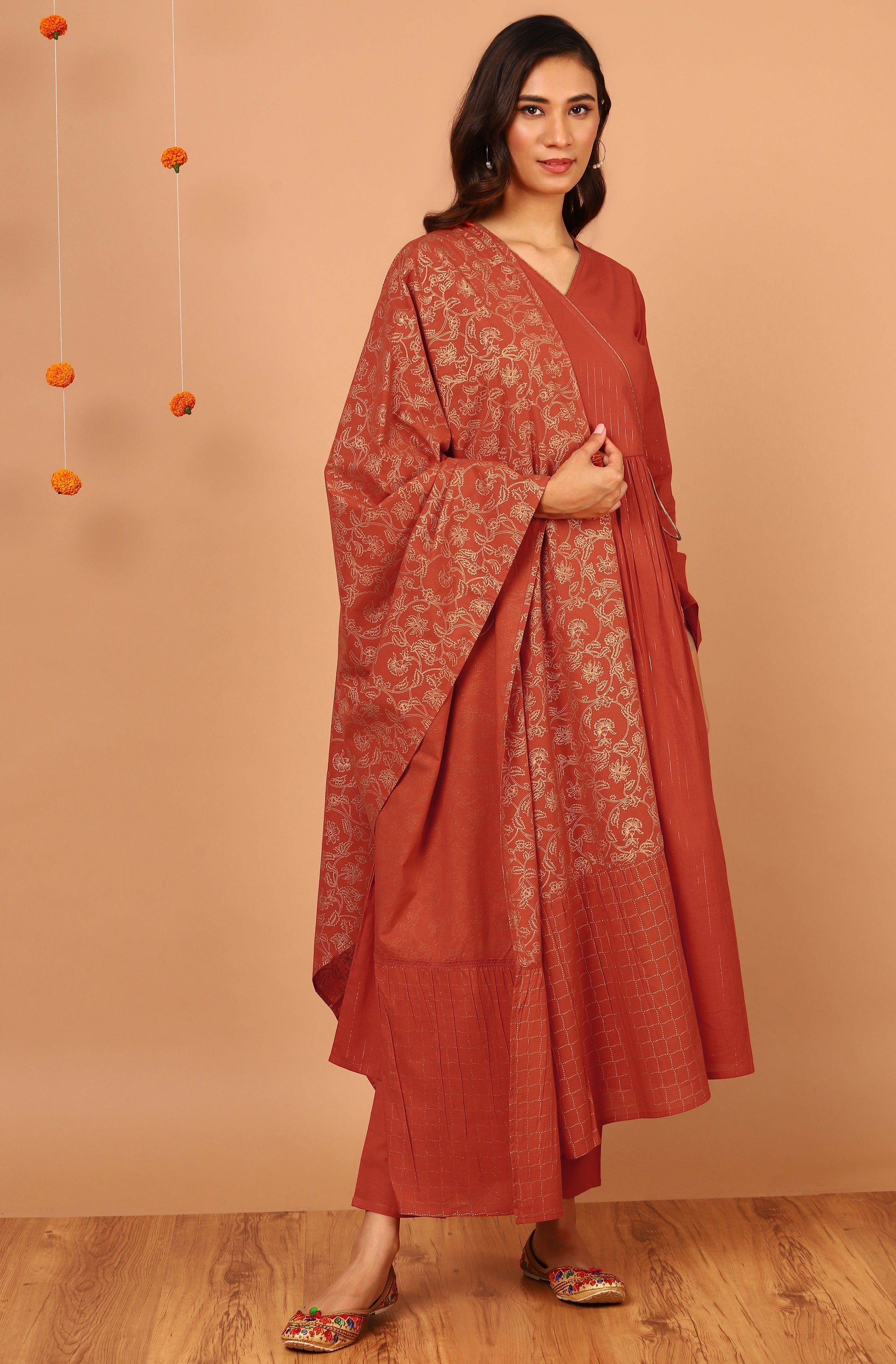 Janasya Women's Orange Cotton Striped Kurta With Pant And Dupatta