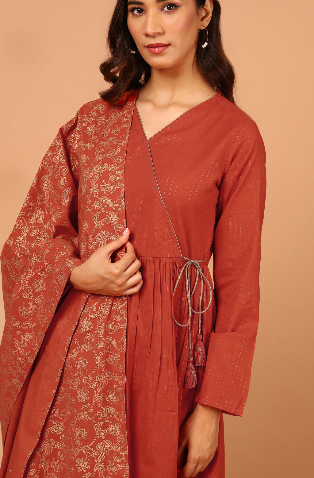Janasya Women's Orange Cotton Striped Kurta With Pant And Dupatta