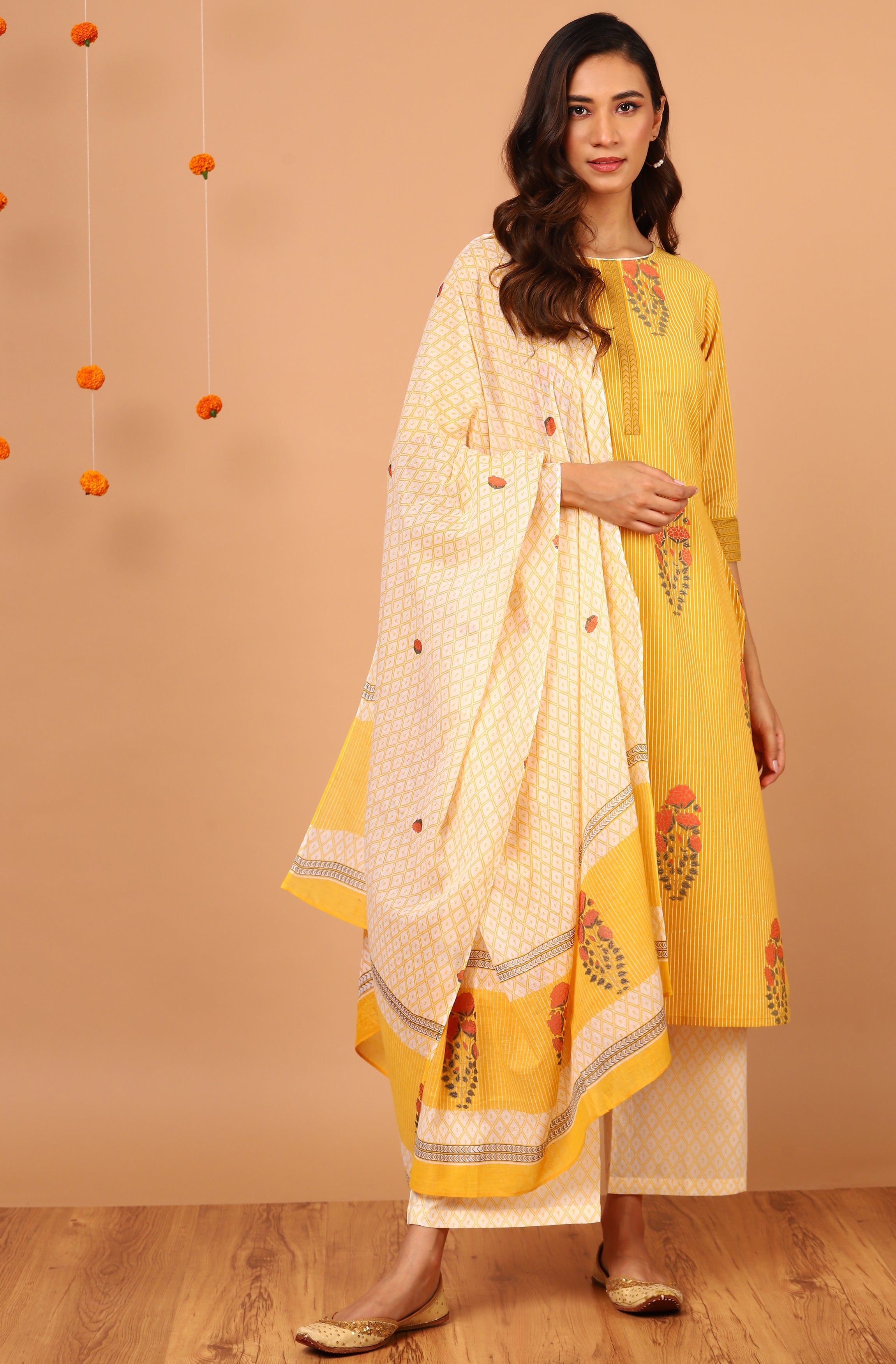 Janasya Women's Yellow Cotton Striped Kurta With Palazzo And Dupatta