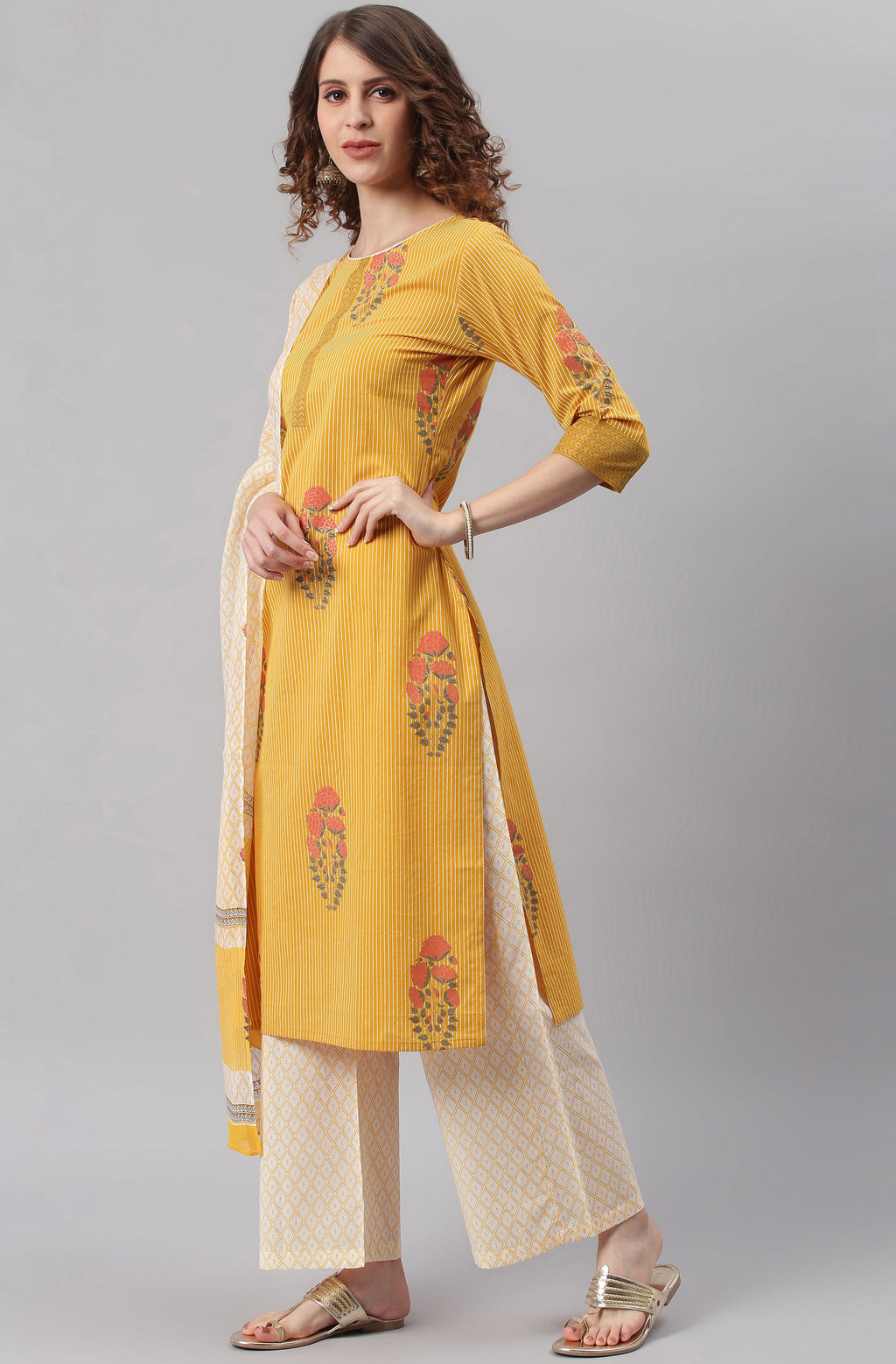 Janasya Women's Yellow Cotton Striped Kurta With Palazzo And Dupatta