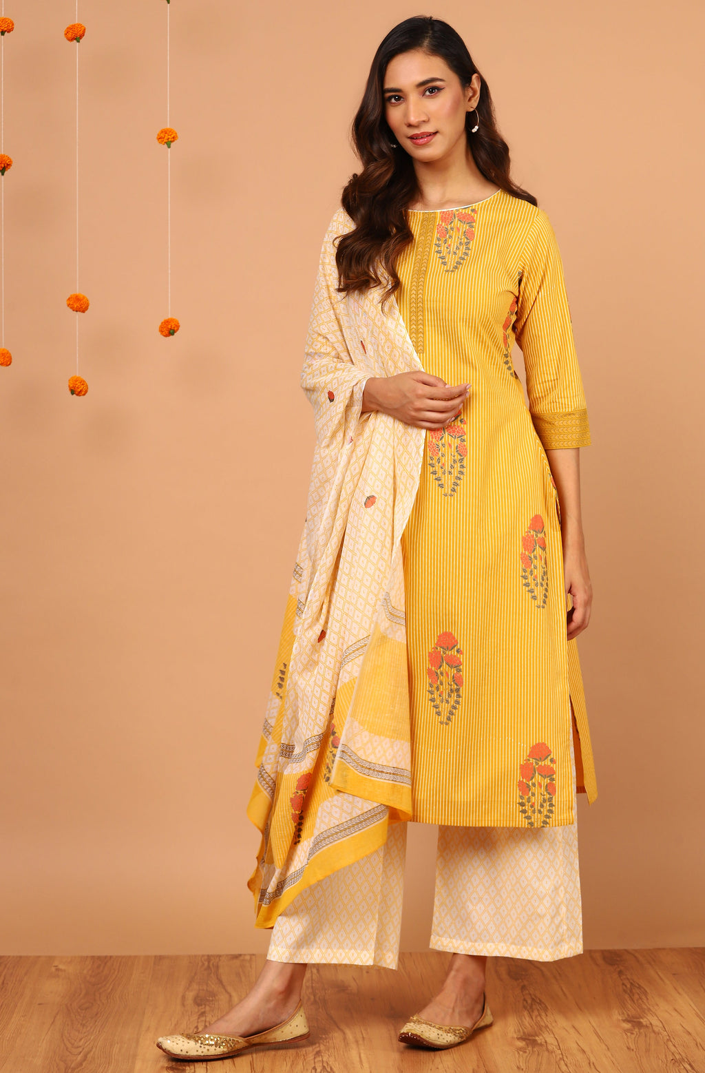 Janasya Women's Yellow Cotton Striped Kurta With Palazzo And Dupatta
