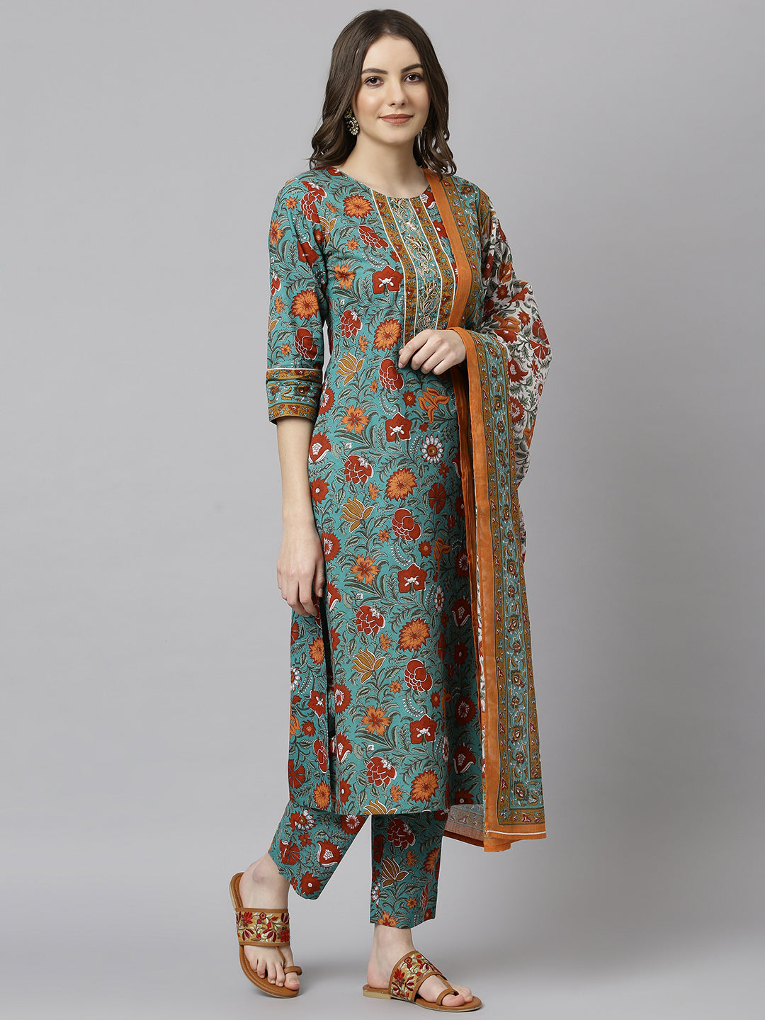 Janasya Women's Green Cotton Embroidered Kurta With Pant And Dupatta