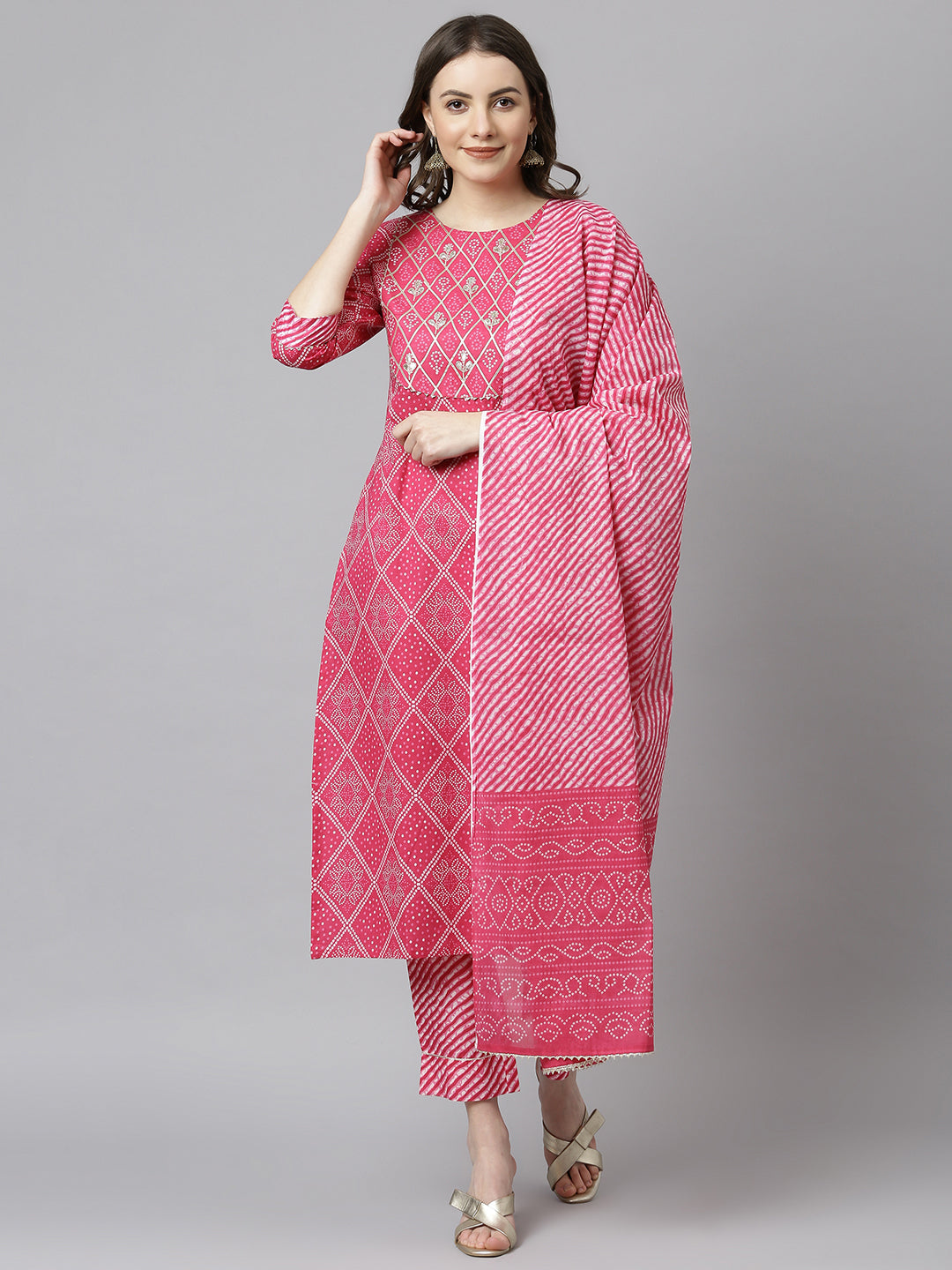 Janasya Women's Pink Cotton Bandhani Kurta With Pant And Dupatta
