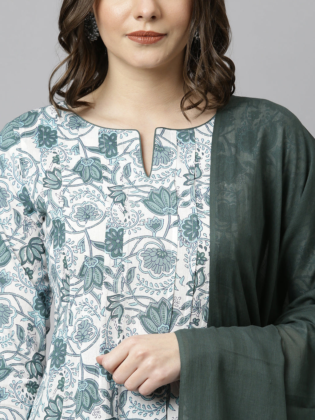 Janasya Women's White Cotton Floral Print Kurta With Palazzo And Dupatta