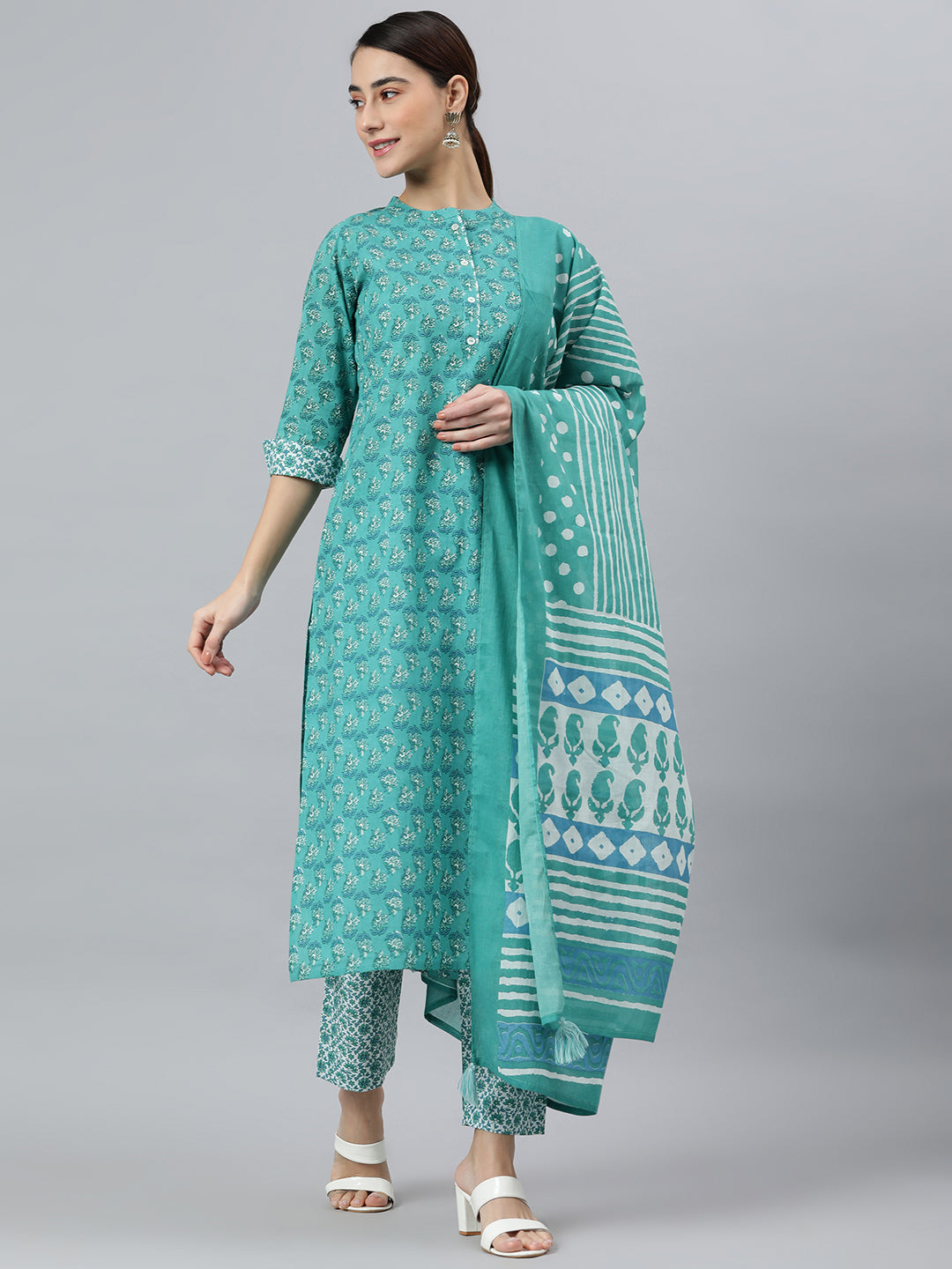 Janasya Women's Sea Green Cotton Block Print Kurta With Pant And Dupatta