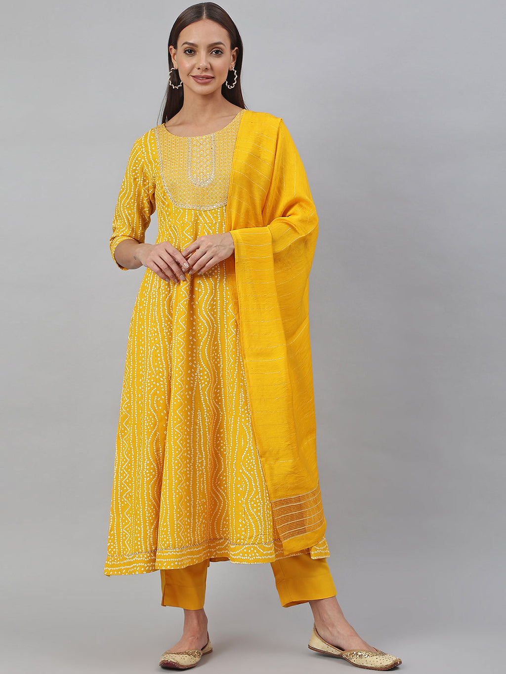 Janasya Women's Yellow Cotton Bandhej Kurta With Pant And Dupatta