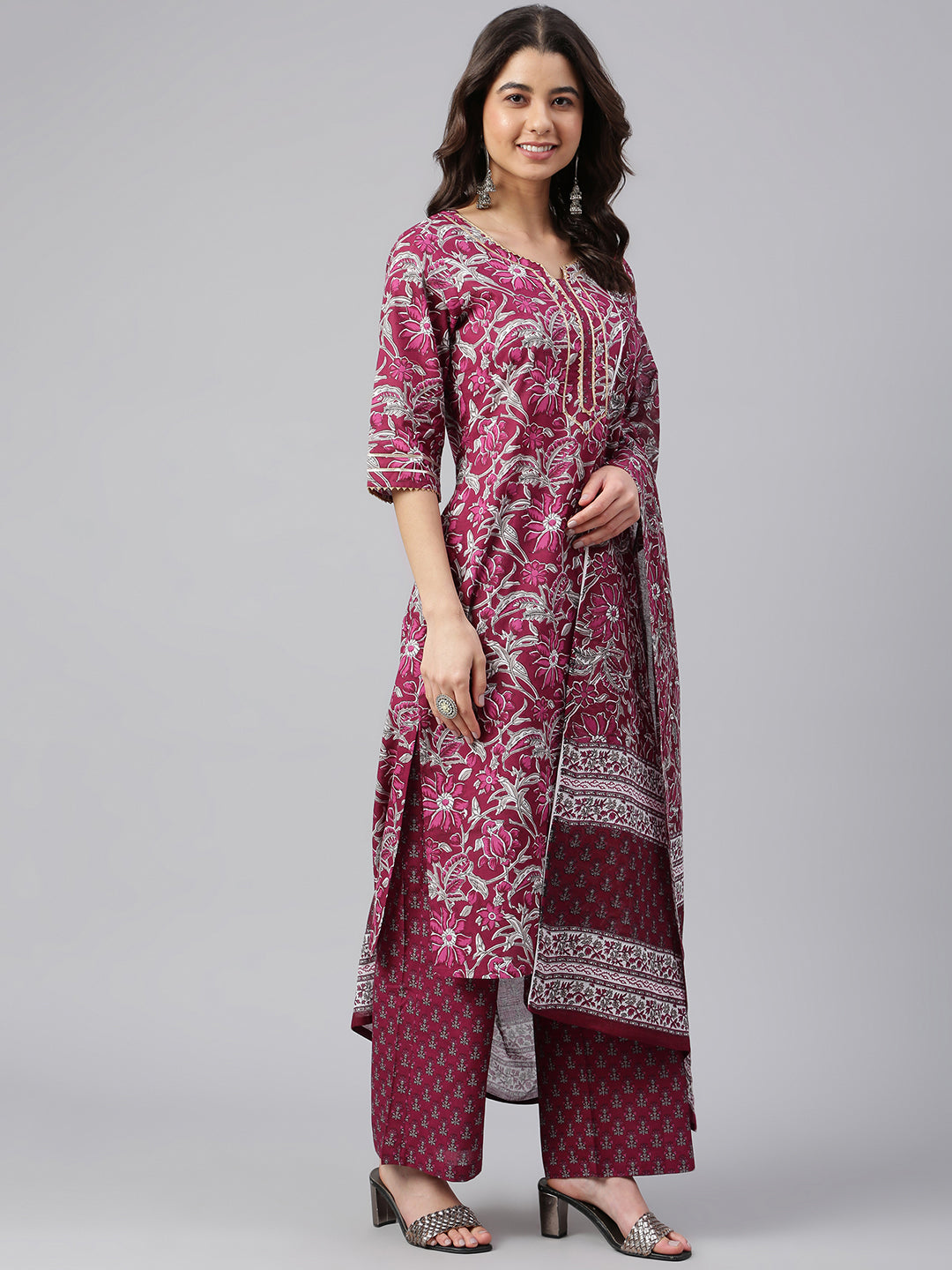 Janasya Women's Wine Cotton Floral Print Kurta With Palazzo And Dupatta