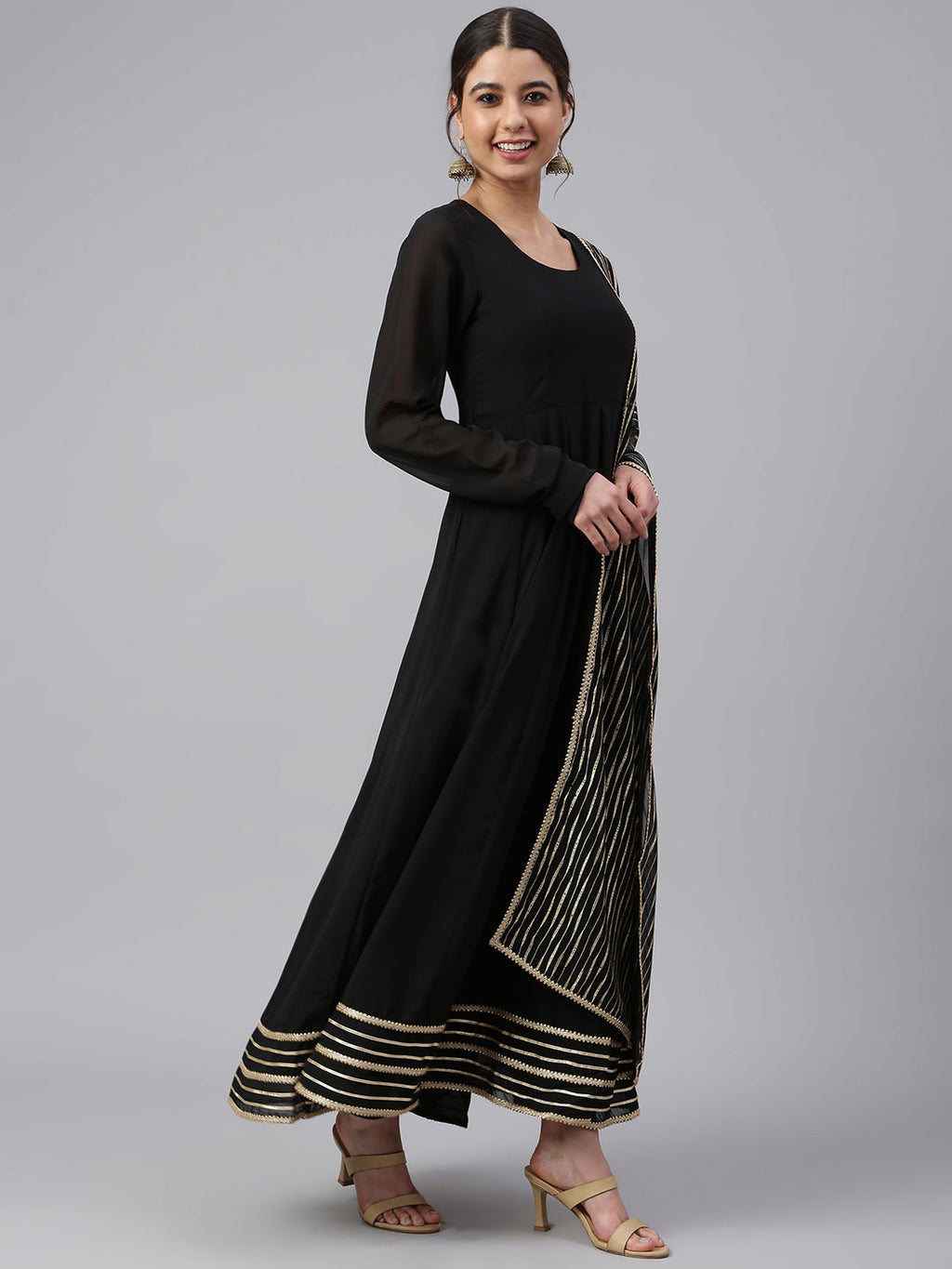 Janasya Women's Black Georgette Solid Kurta With Dupatta