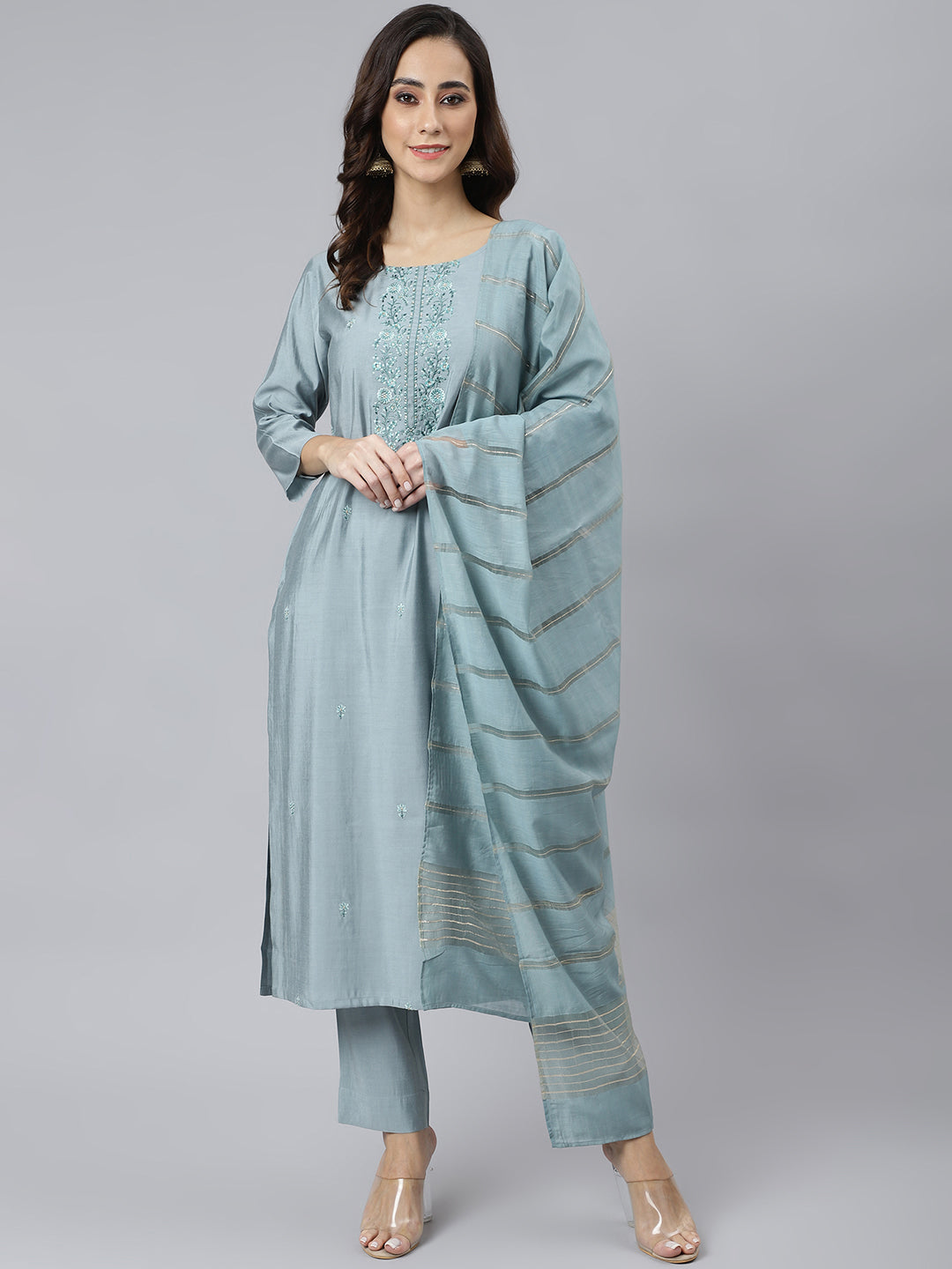 Janasya Women's Dusty Blue Viscose Blend Embroidered Kurta With Pant