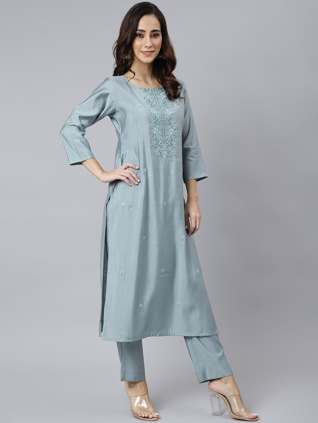 Janasya Women's Dusty Blue Viscose Blend Embroidered Kurta With Pant