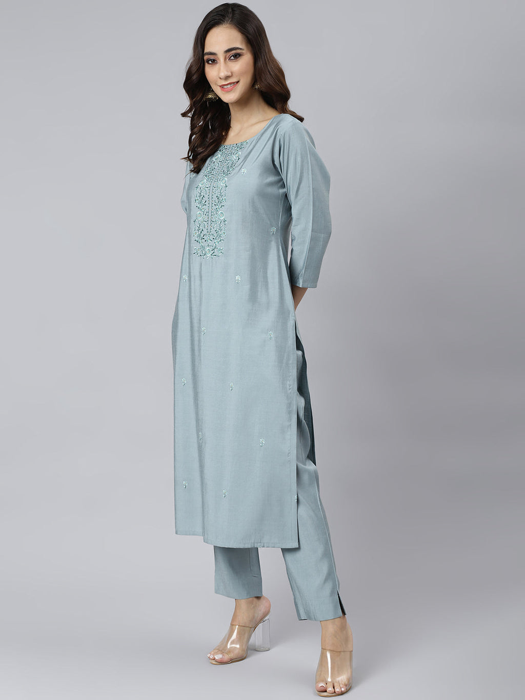 Janasya Women's Dusty Blue Viscose Blend Embroidered Kurta With Pant