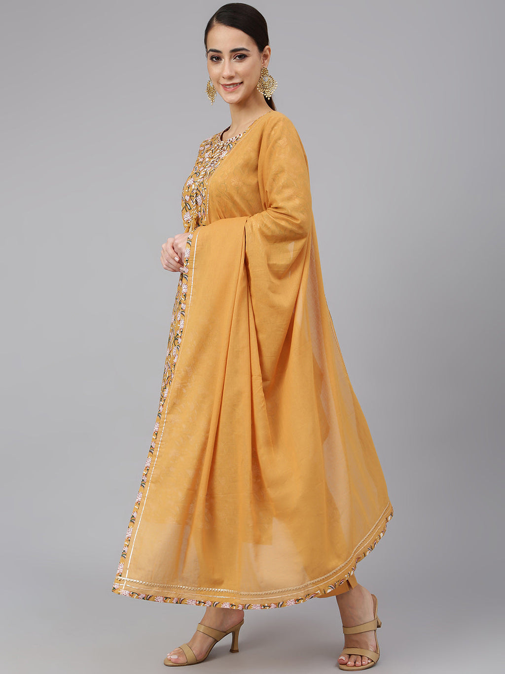 Janasya Women's Light Brown Cotton Floral Print Kurta With Pant And Dupatta