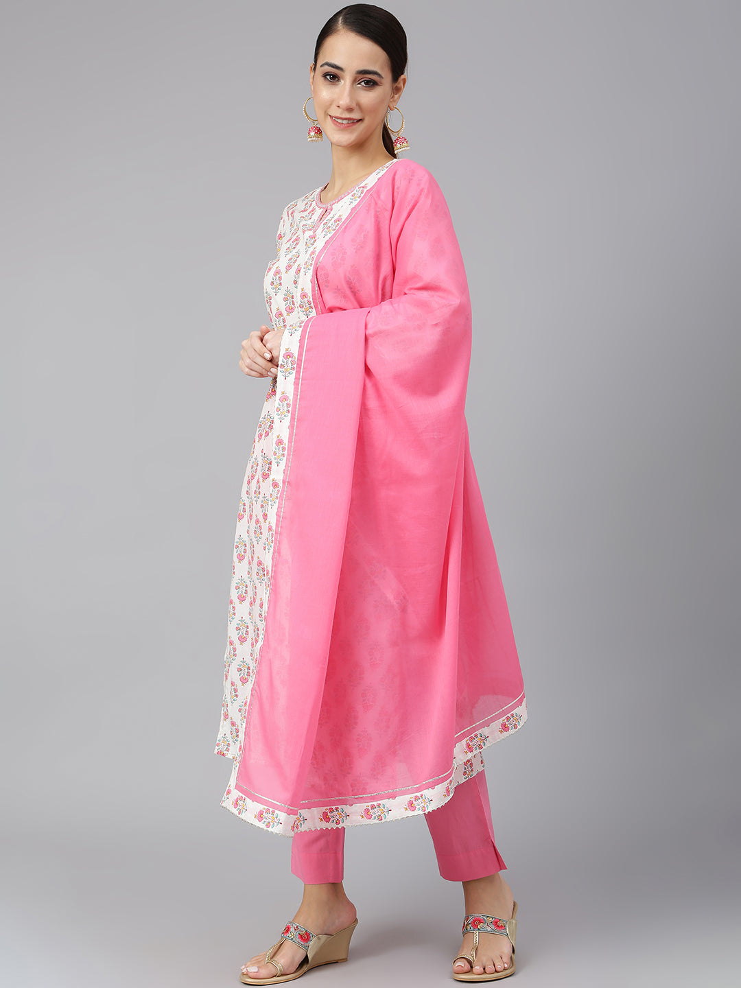 Janasya Women's Off White Cotton Floral Print Kurta With Pant And Dupatta