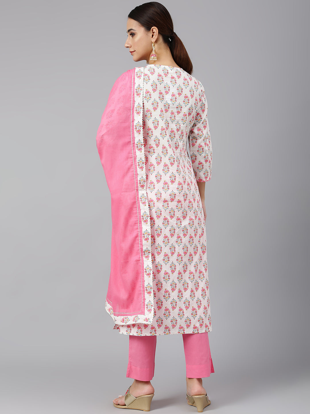 Janasya Women's Off White Cotton Floral Print Kurta With Pant And Dupatta