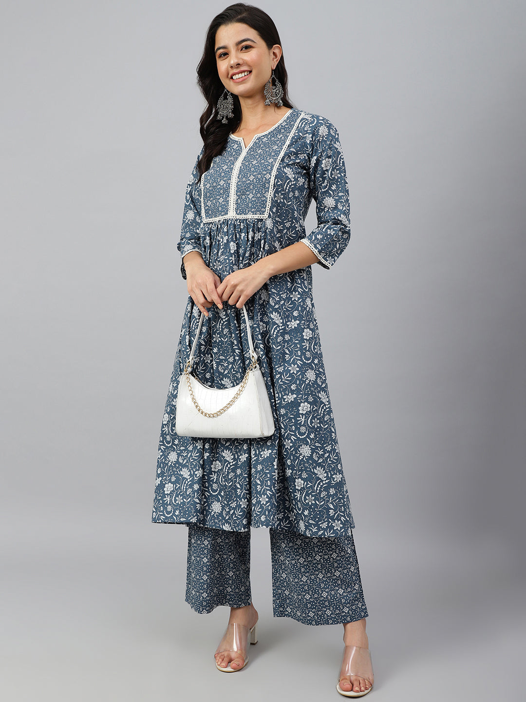 Janasya Women's Grey Cotton Floral Print Kurta With Palazzo