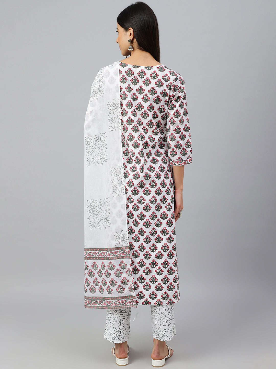 Janasya Women's White Cotton Floral Block Print Kurta With Pant And Dupatta