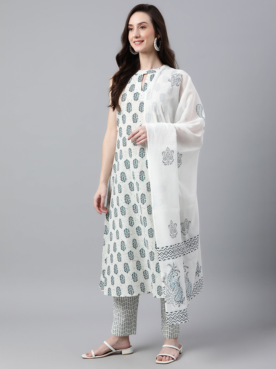 Janasya Women's White Cotton Floral Print Kurta With Pant And Dupatta