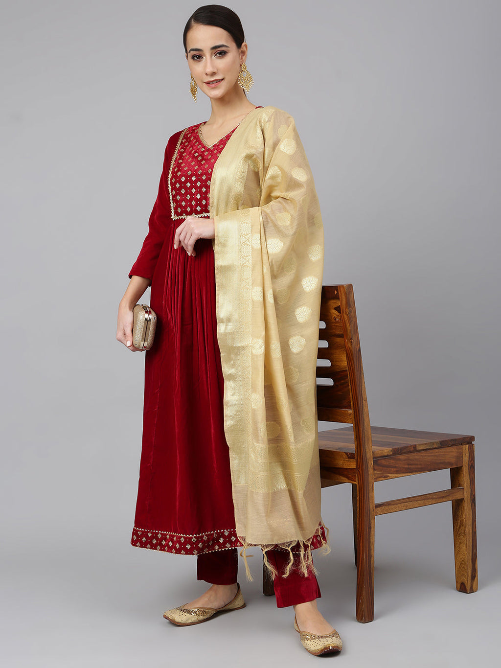 Janasya Women's Maroon Velvet Solid Kurta With Pant And Dupatta