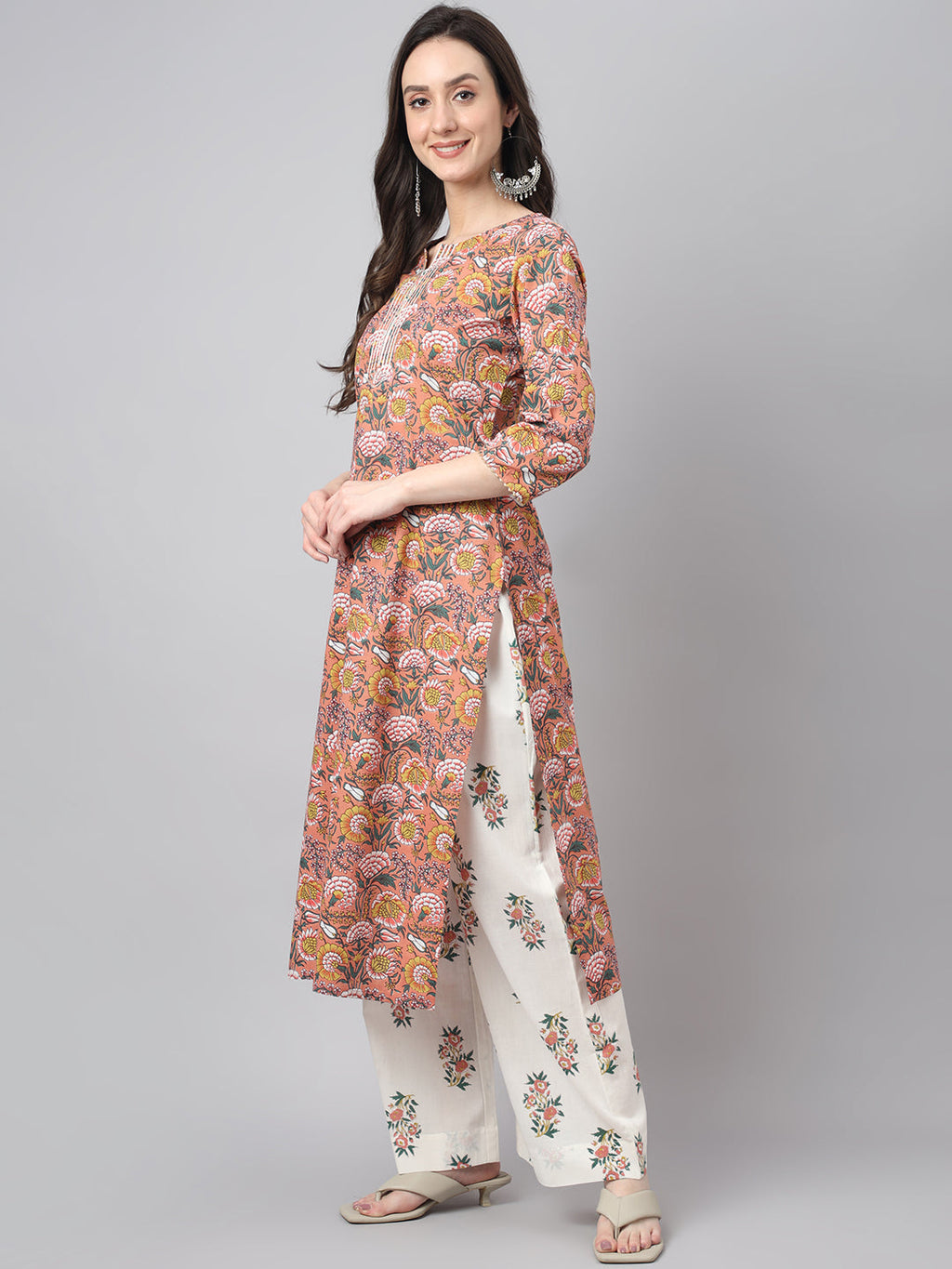 Janasya Women's Pink Cotton Floral Printed Straight Festive Kurta Set