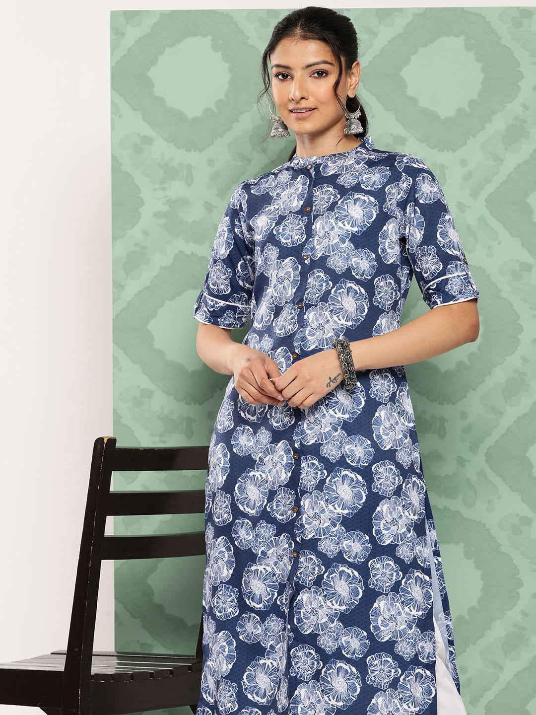 Janasya Women's Blue Crepe Digital Printed Straight Festive Kurta Set