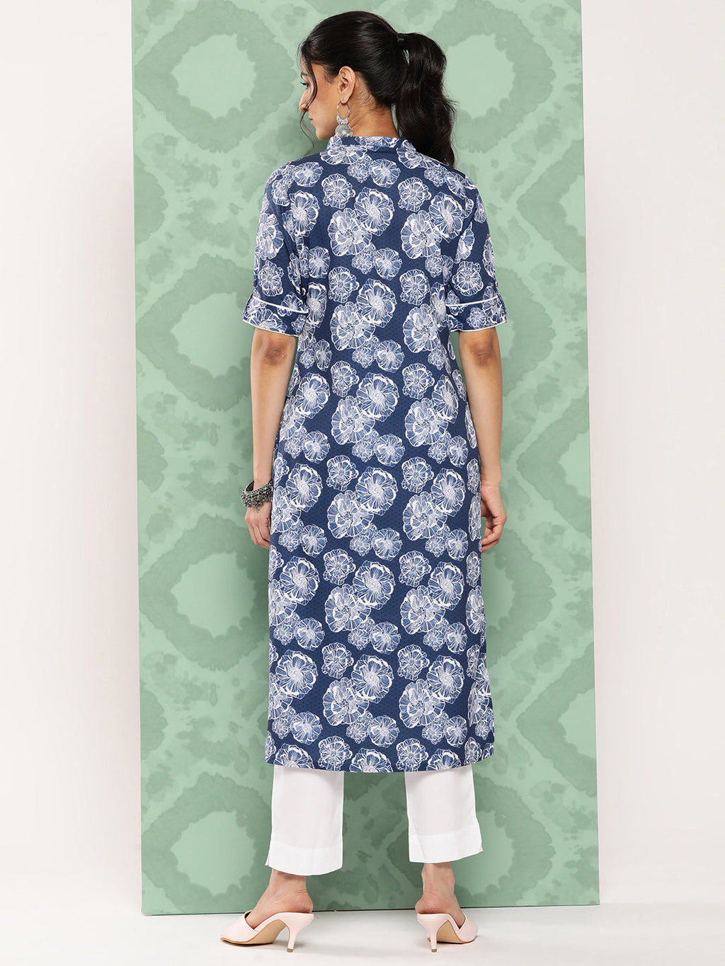 Janasya Women's Blue Crepe Digital Printed Straight Festive Kurta Set