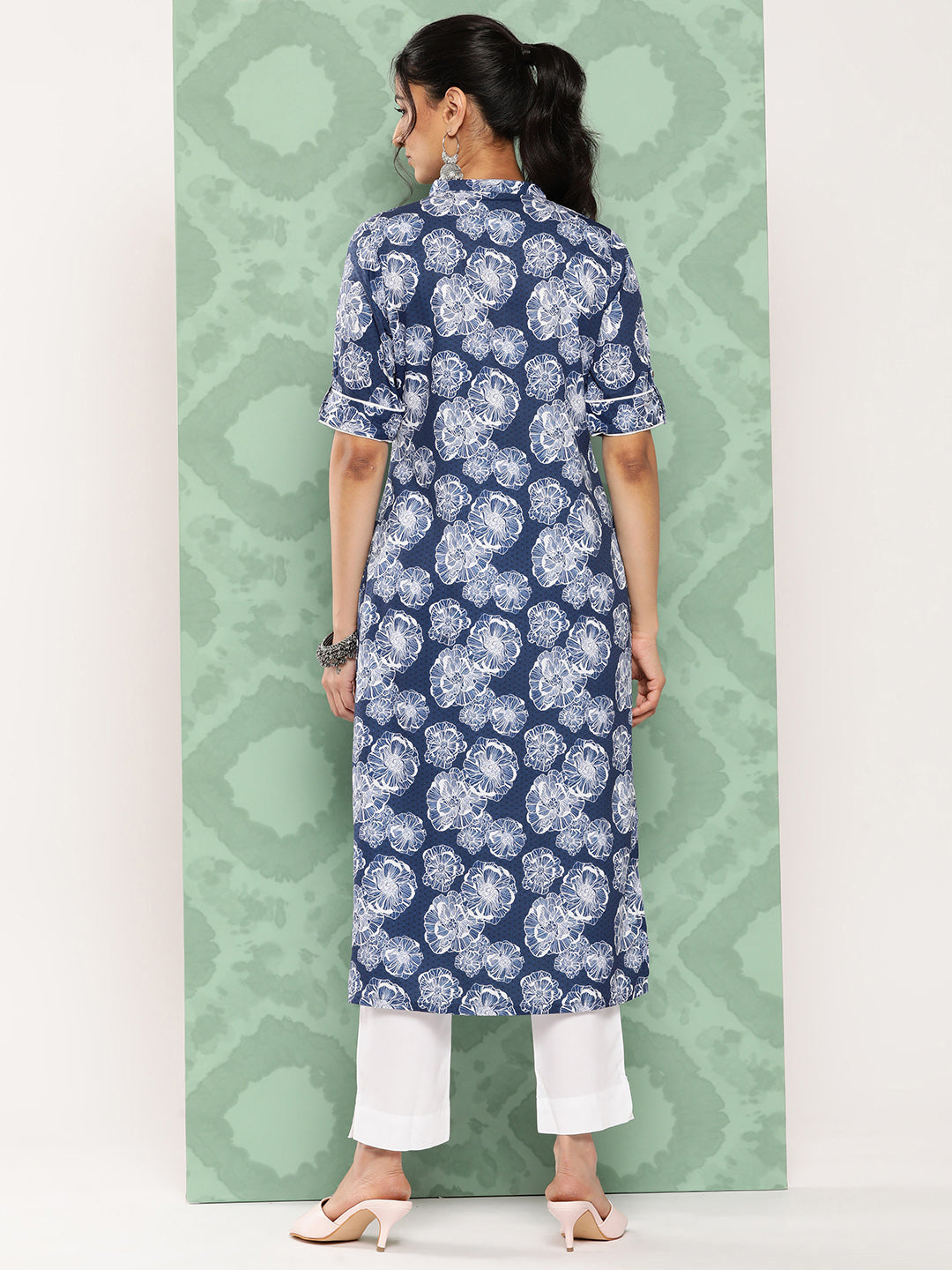 Janasya Women's Blue Crepe Digital Printed Straight Festive Kurta Set