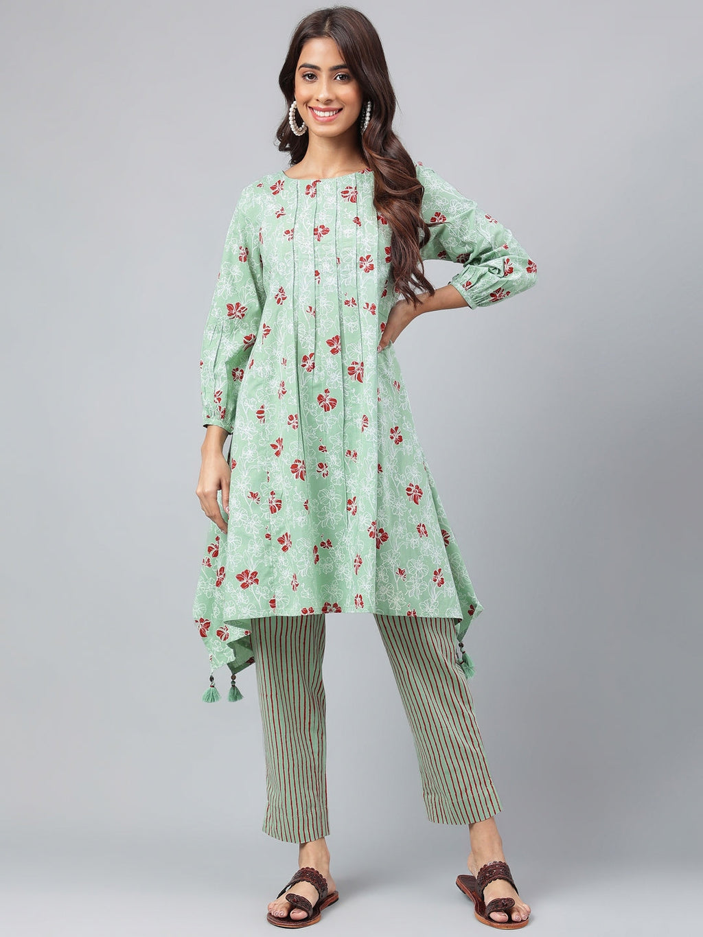 Janasya Women's Green Cotton Floral Printed Handkerchief Casual Kurta Set
