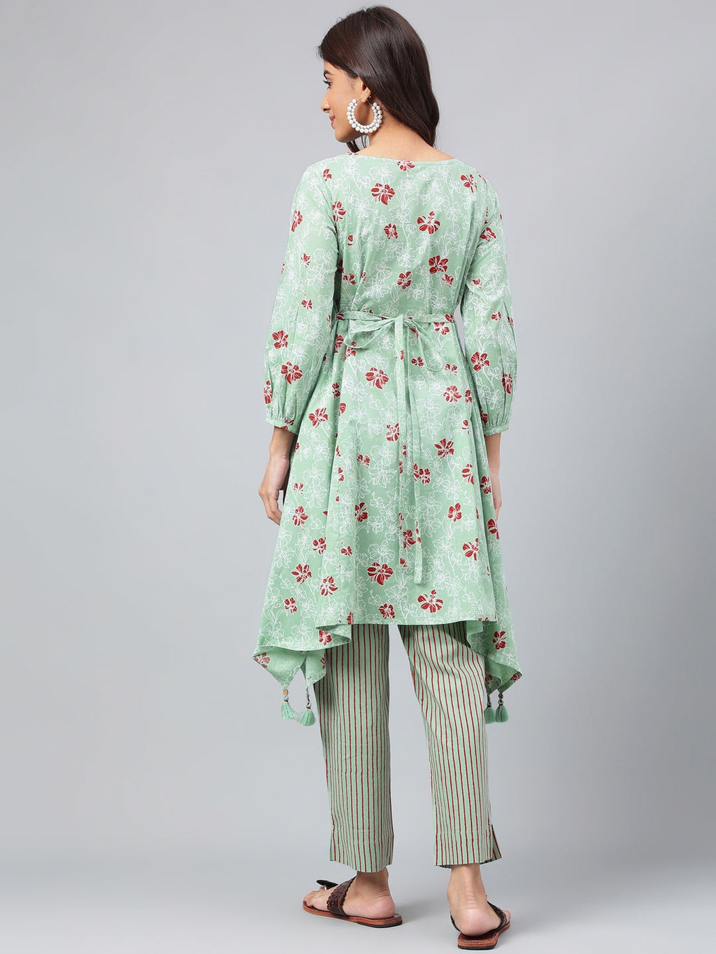 Janasya Women's Green Cotton Floral Printed Handkerchief Casual Kurta Set